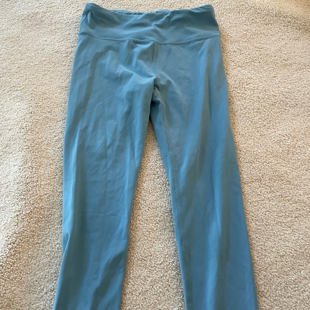 NWOT: Athleta Blue Leggings - 12